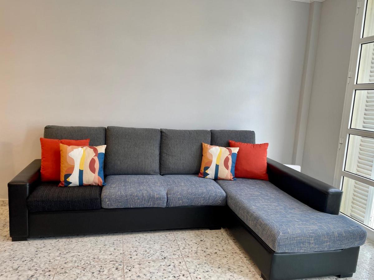 Homeforguest Amplio Apartamento En Triana Appartement